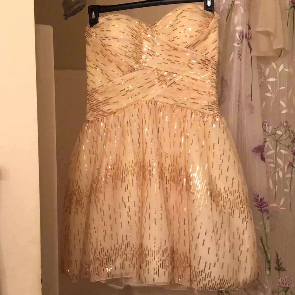 Roberta Cocktail Prom/Homecoming Dress 🥂